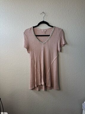 Juicy Couture Blush Pink Waffle V-Neck Short Sleeve Tee with Beaded Trim